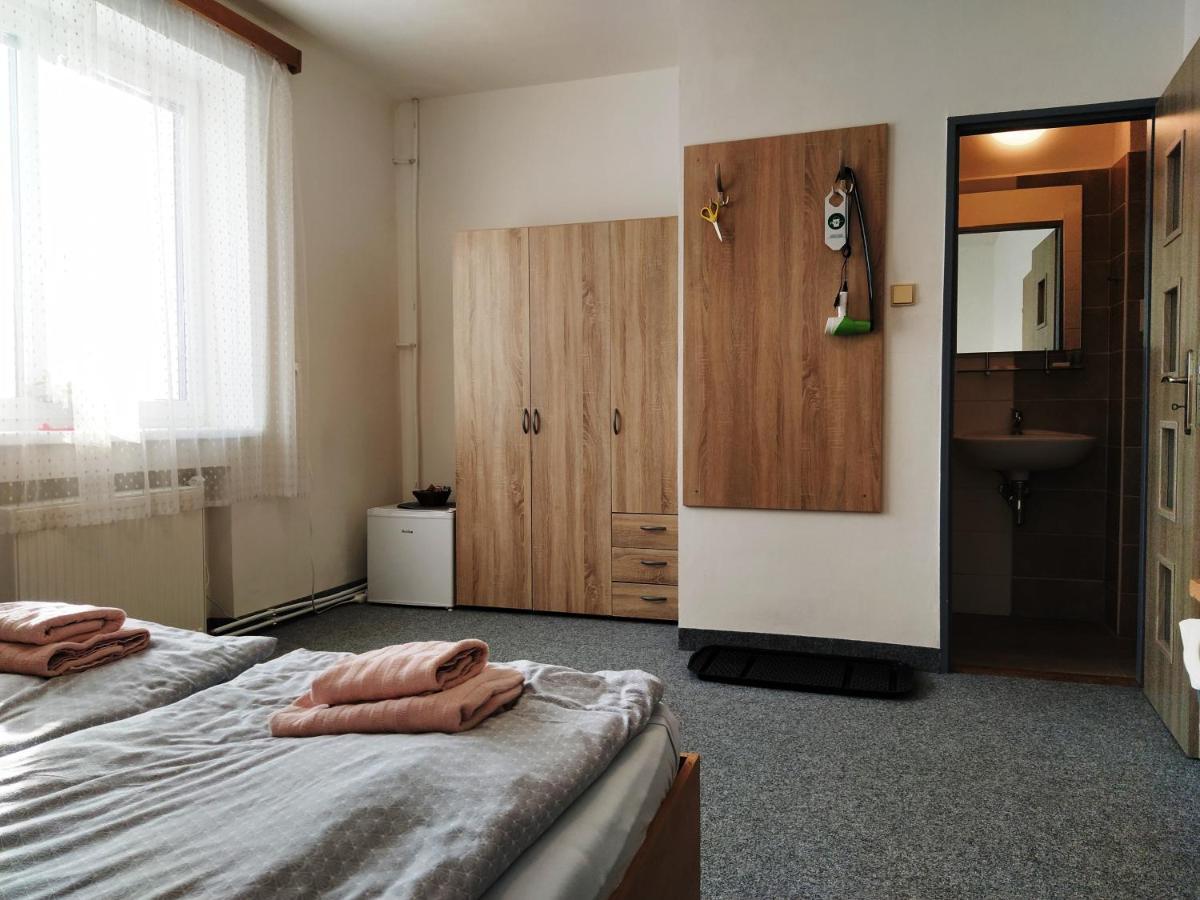 Prazdninovy Dum Na Panorame Hotel Jáchymov Kültér fotó