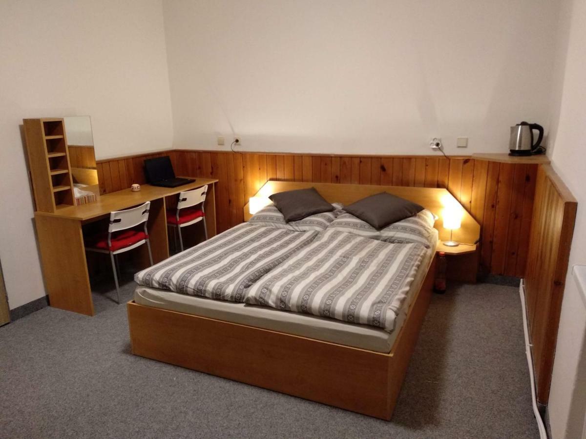 Prazdninovy Dum Na Panorame Hotel Jáchymov Kültér fotó