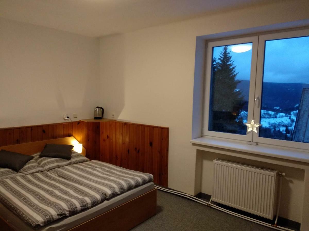 Prazdninovy Dum Na Panorame Hotel Jáchymov Kültér fotó